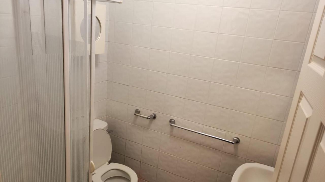 Budget-Friendly Self-Serve Lodging Galway Eksteriør bilde