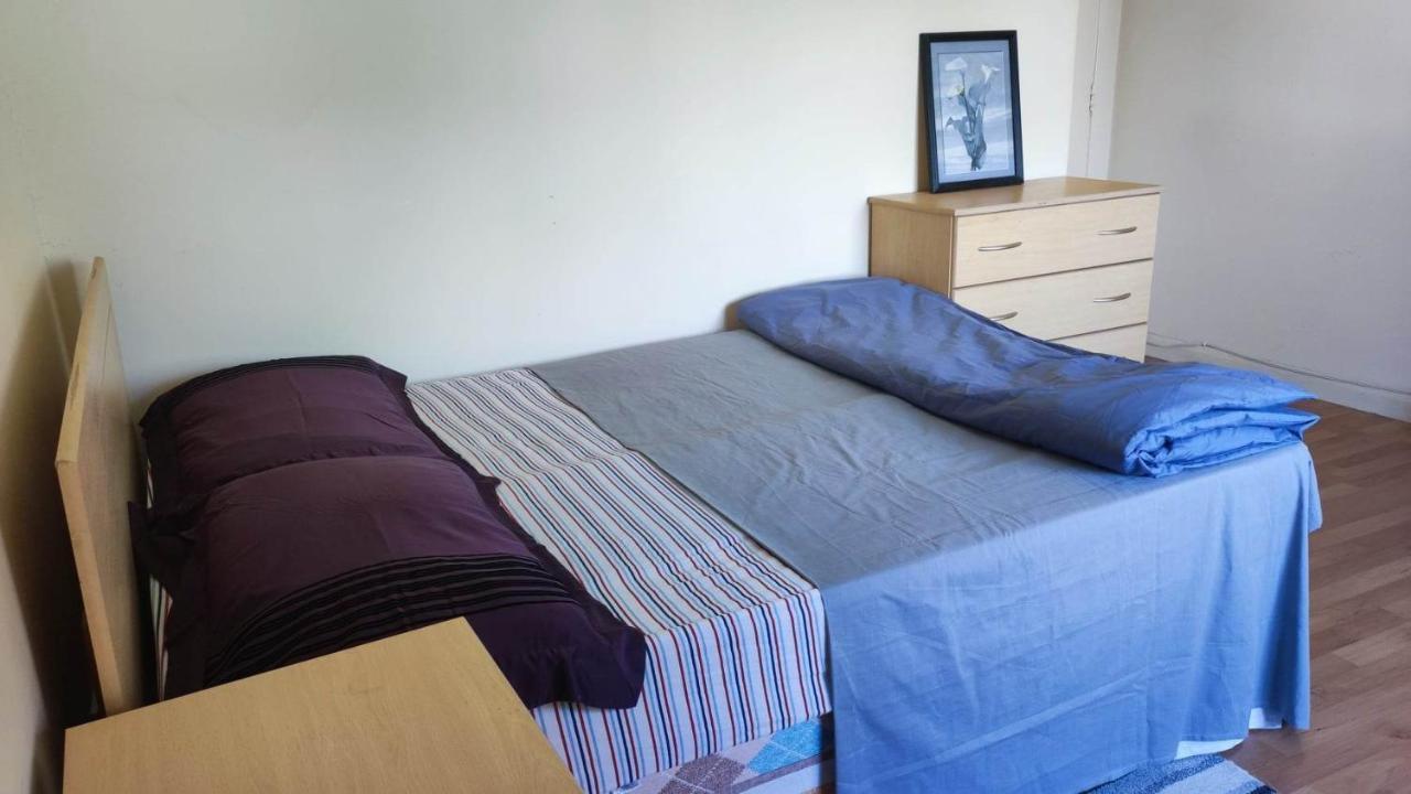 Budget-Friendly Self-Serve Lodging Galway Eksteriør bilde